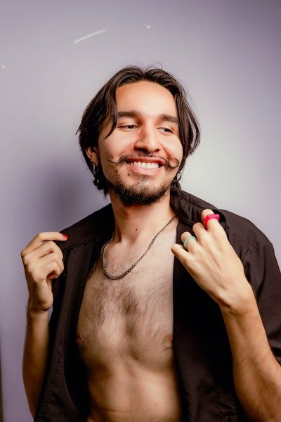 Axel_Hot