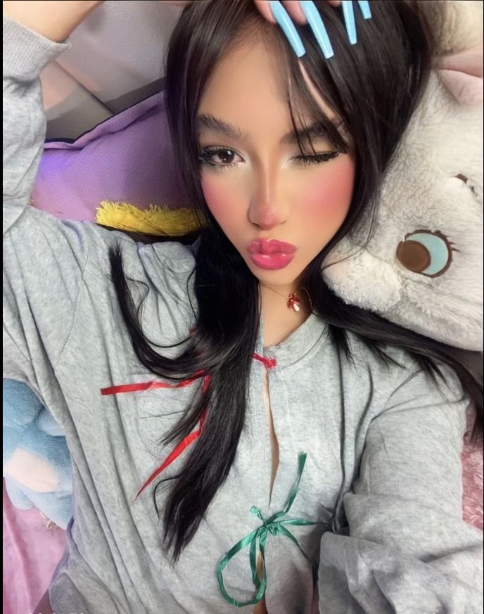 babiialiss from Jerkmate