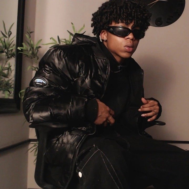 Black_tentationx