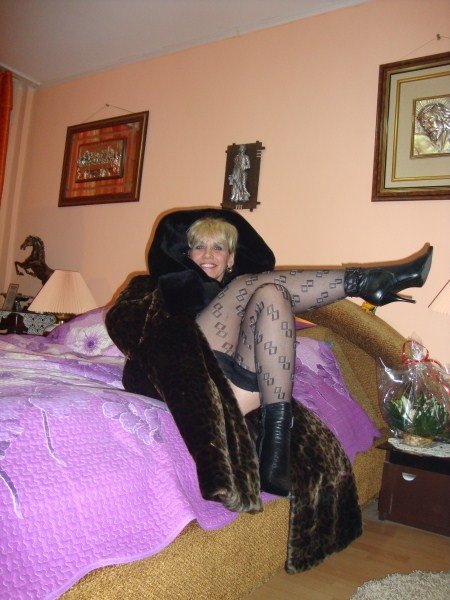blondprettylady from Jerkmate