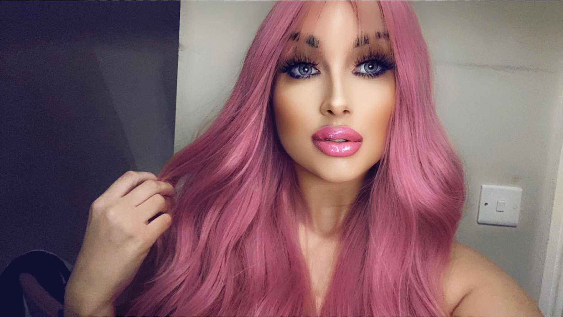 BlondieBarbieBabe