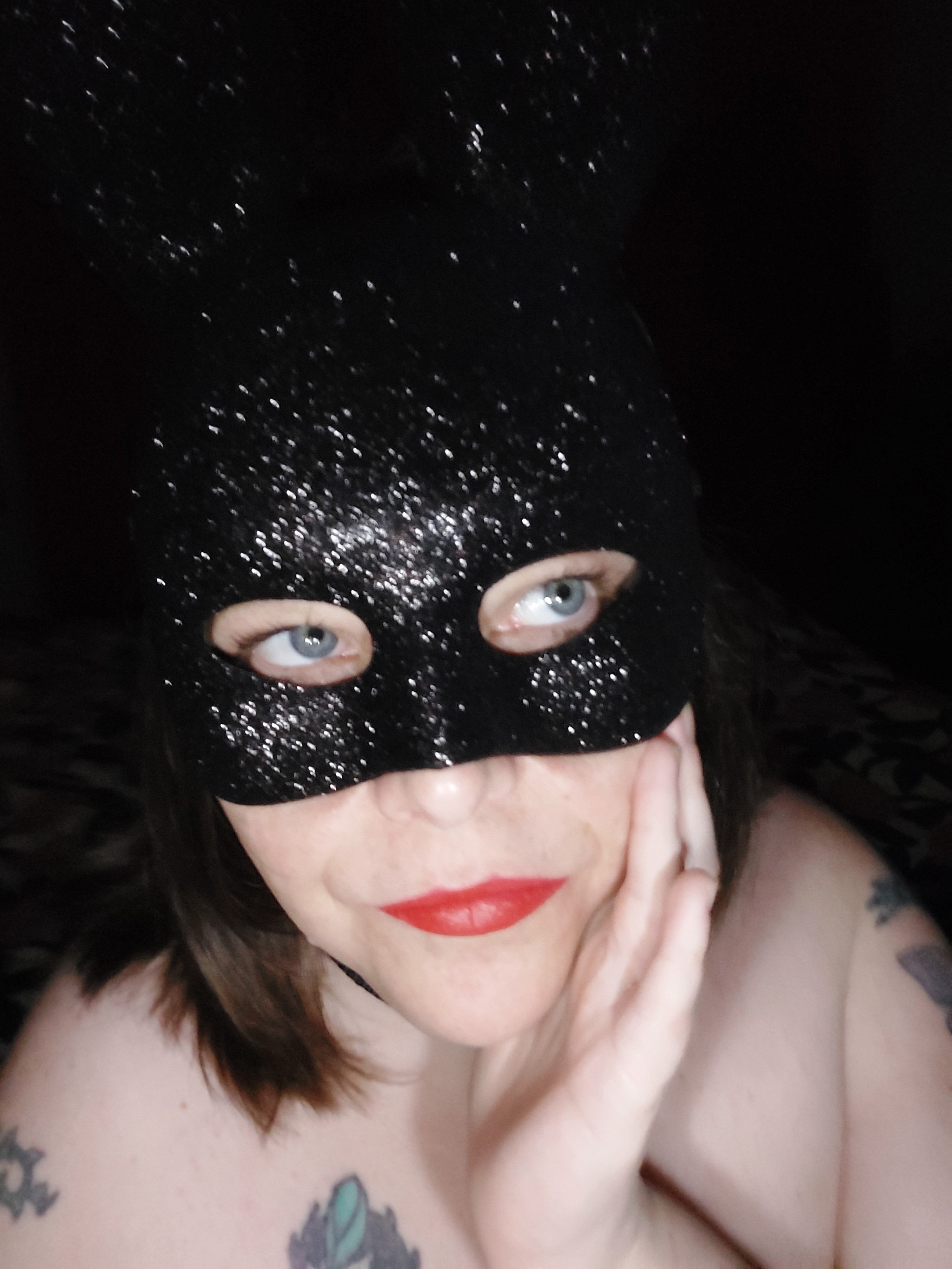 britishcourtneymilf from Jerkmate