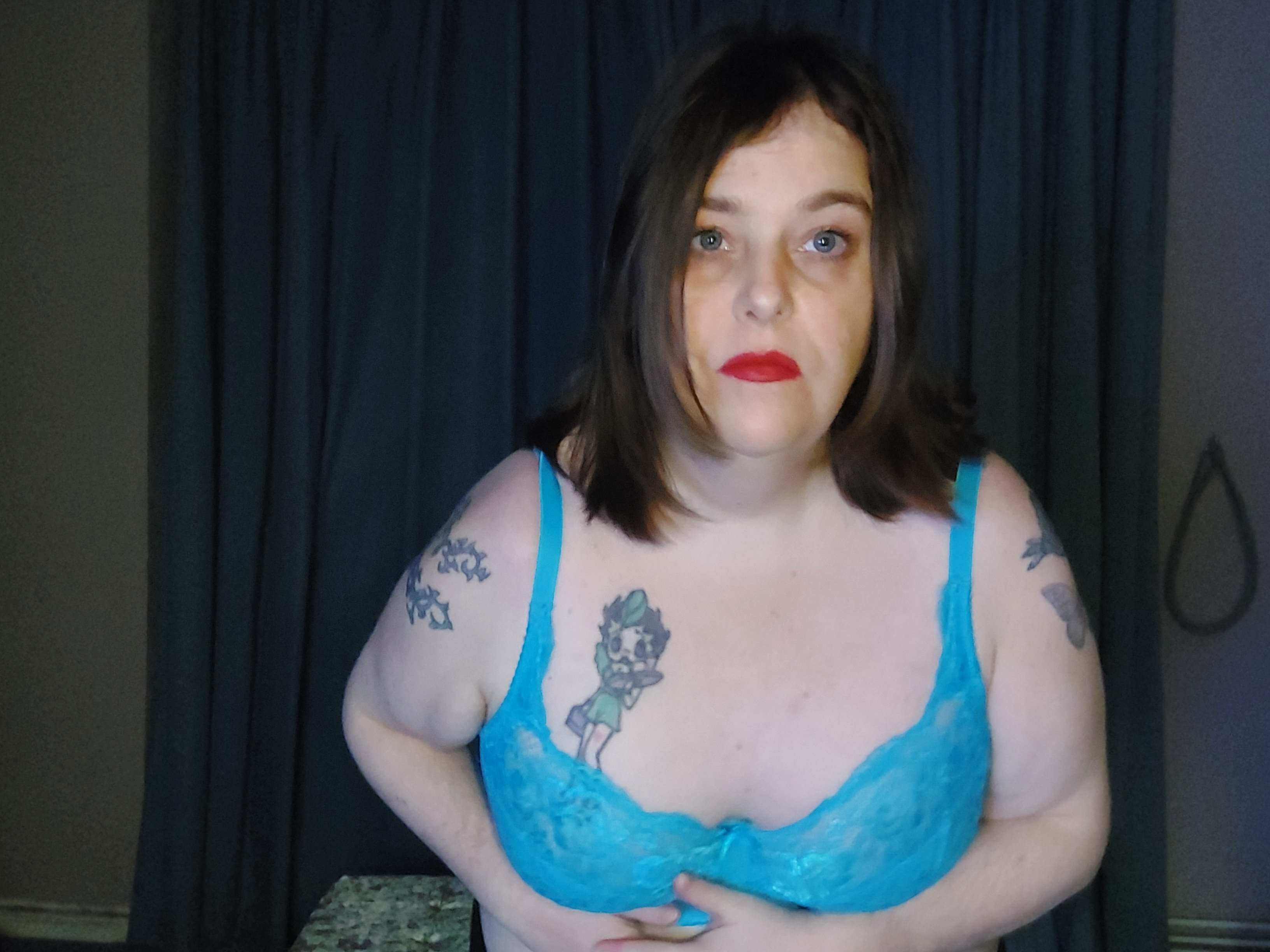britishcourtneymilf from Jerkmate