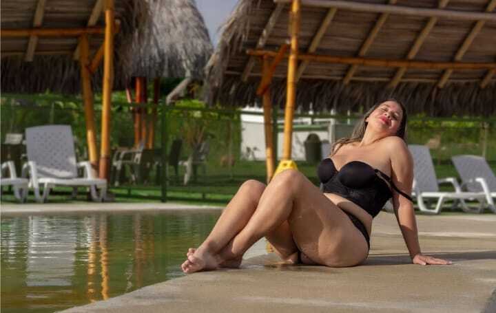 Busty_Isabell
