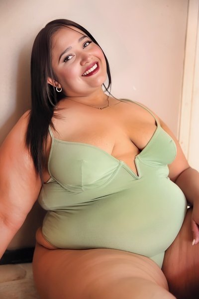busty_juicy from Jerkmate