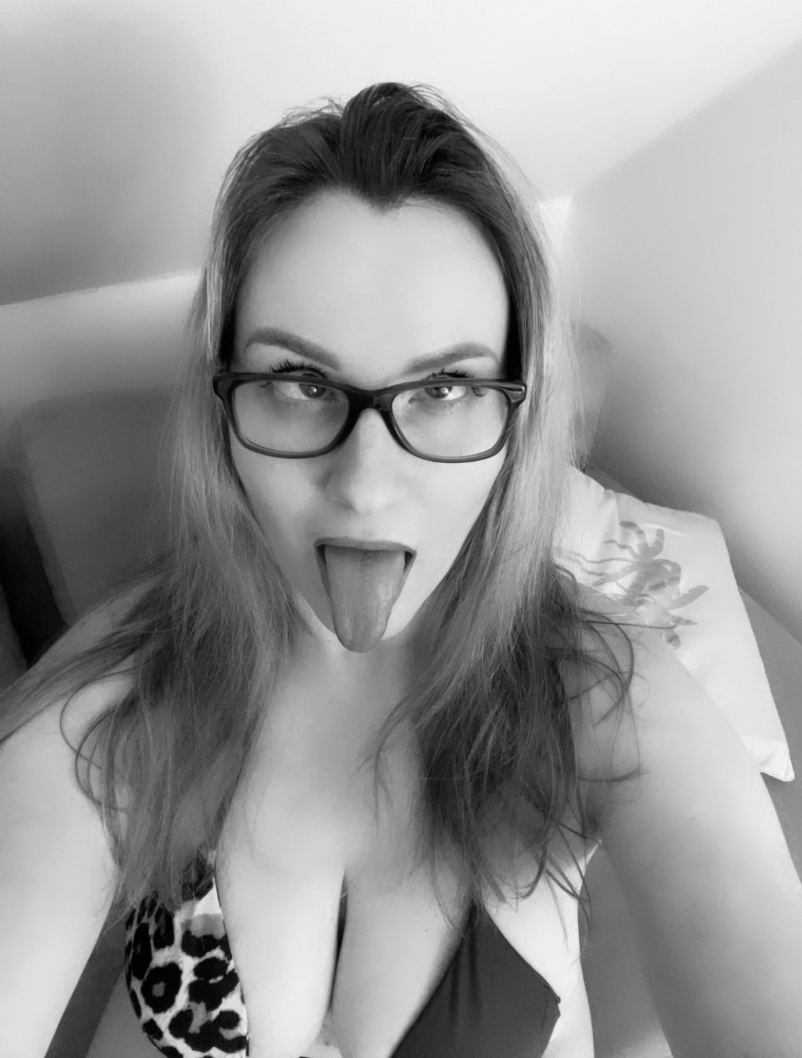 Bustybeauty18