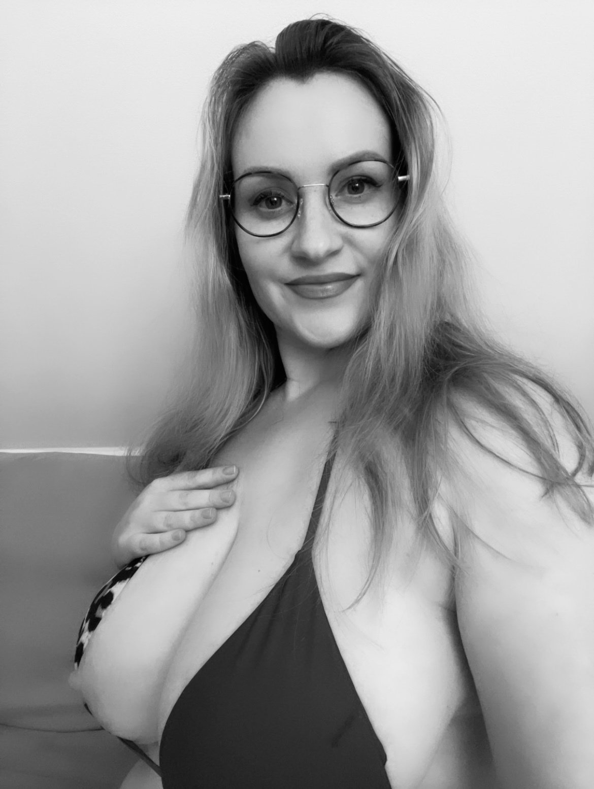 Bustybeauty18