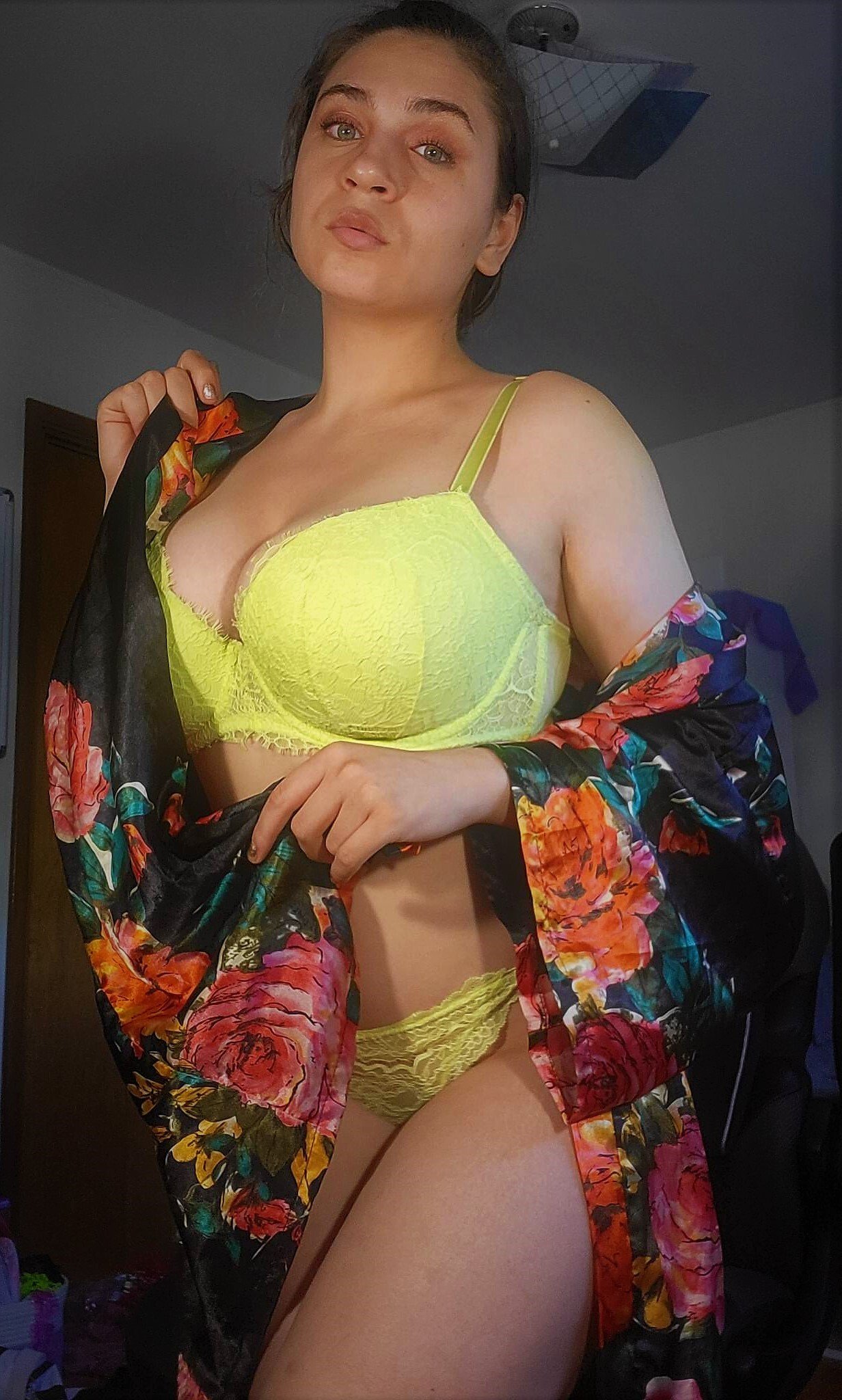 Bustyprincessleila