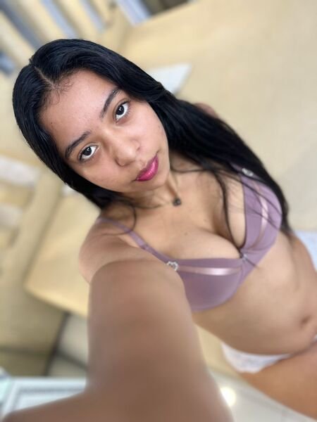 curvynaughtyy from Jerkmate