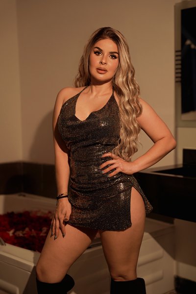 carlaalvarez from Jerkmate