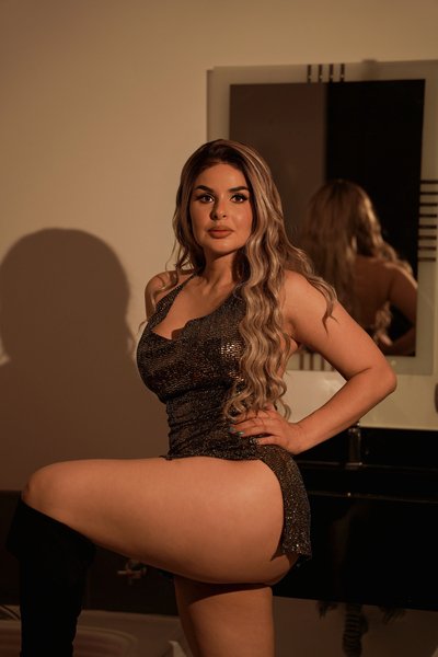 carlaalvarez from Jerkmate