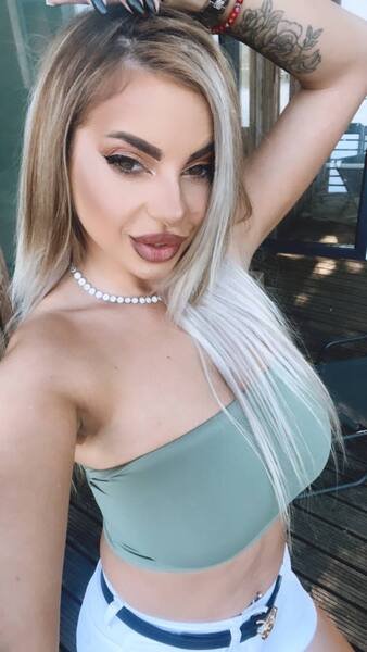 Cassie_Lopez