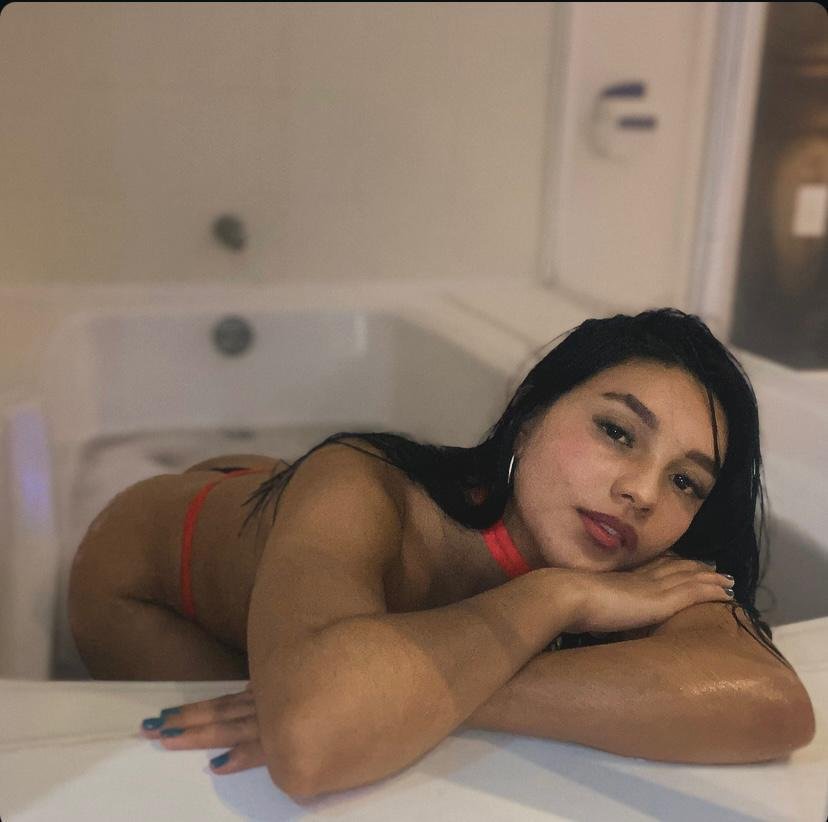 CharlotJames