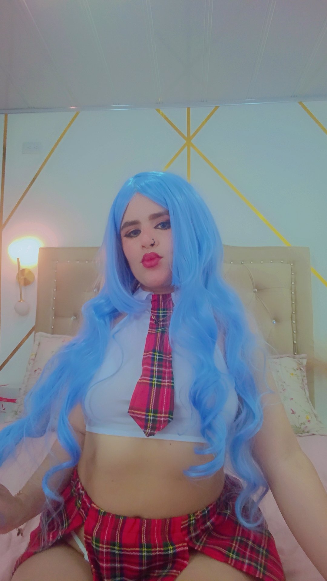chloepettit from Jerkmate