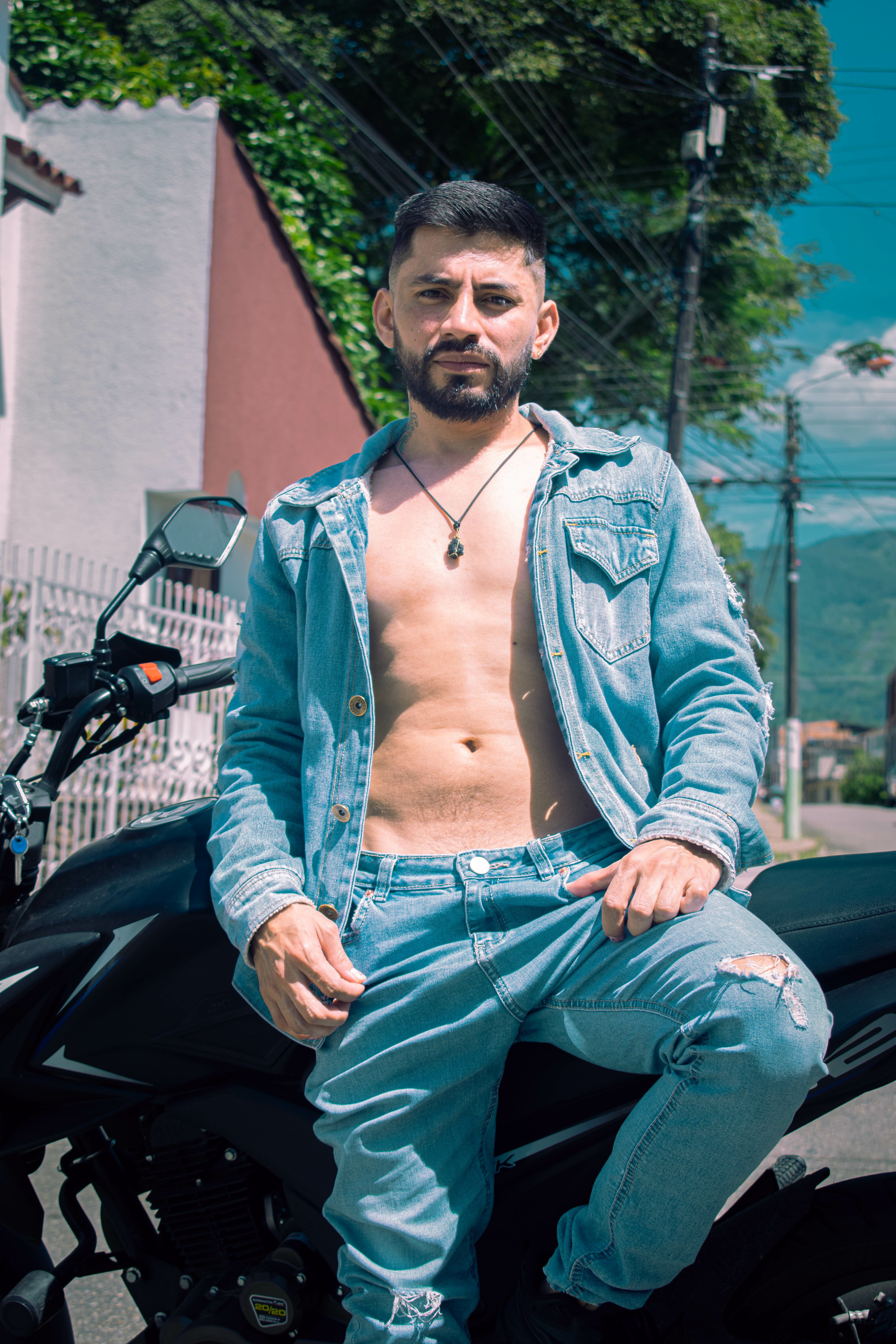 Chris_BigDickxxx