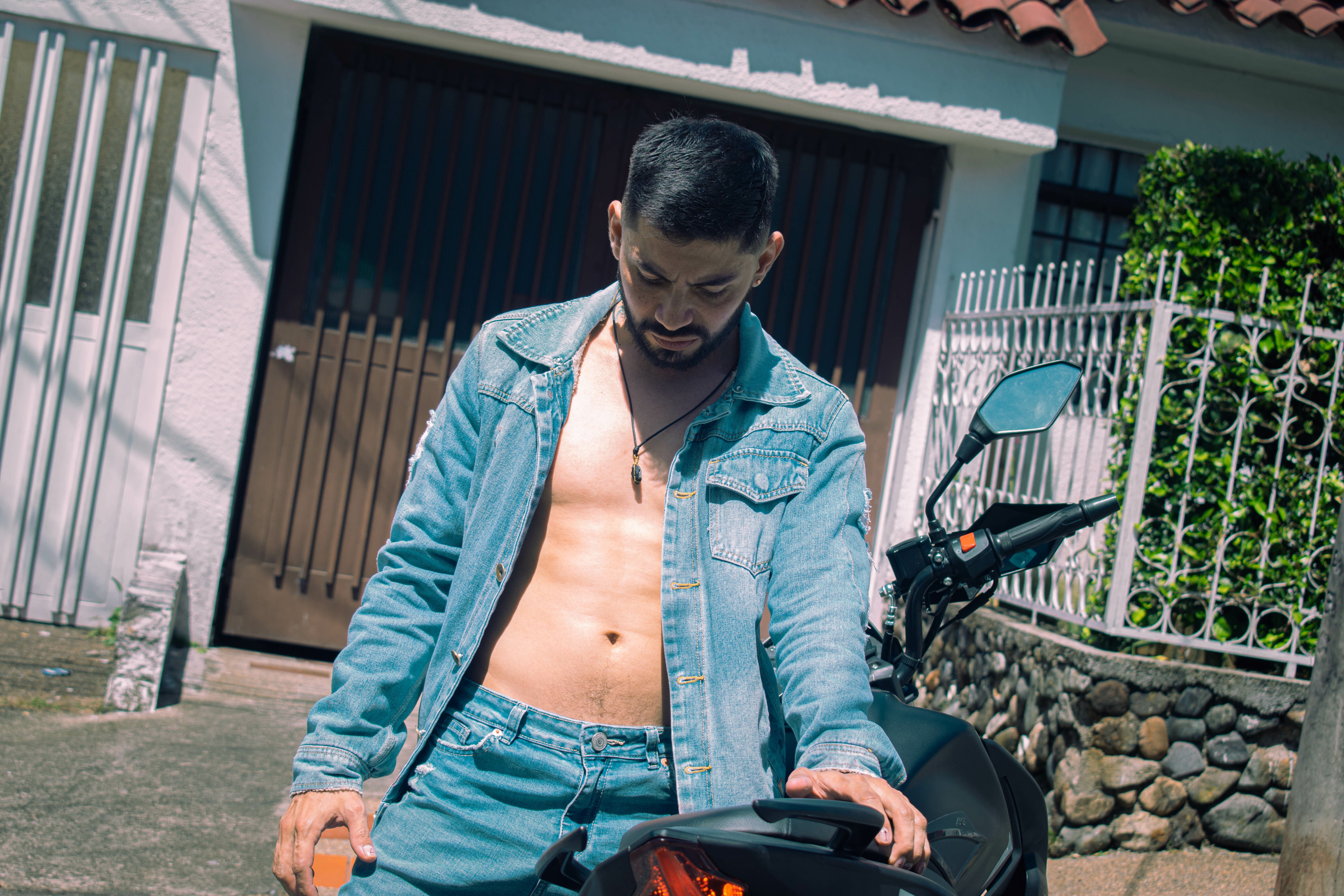 Chris_BigDickxxx