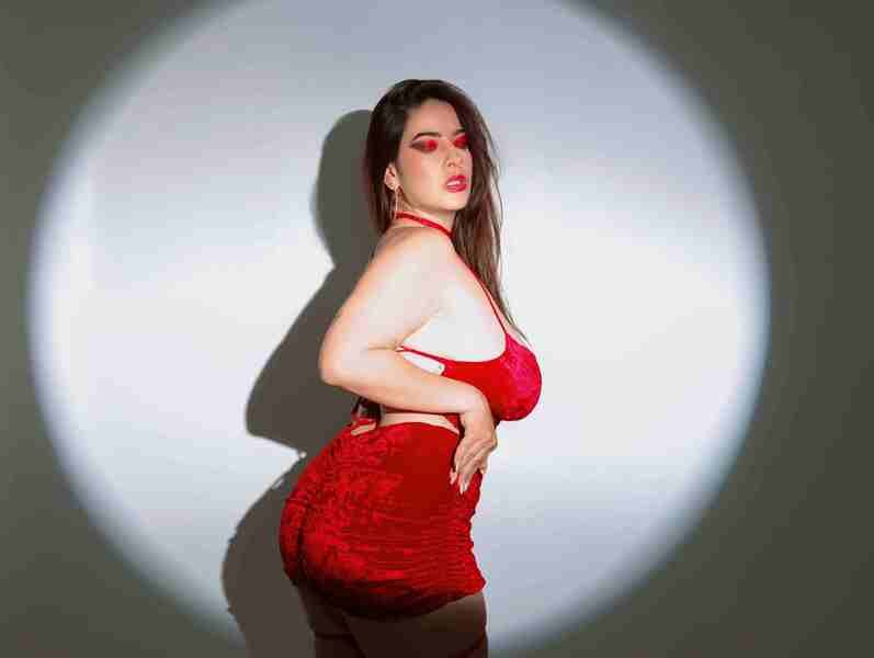 christinebray from Jerkmate