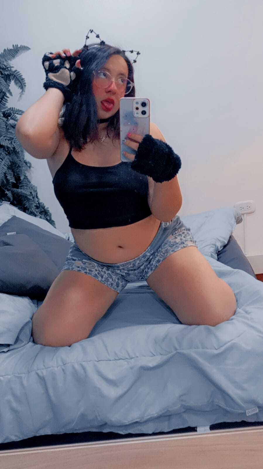 CinthiaWein