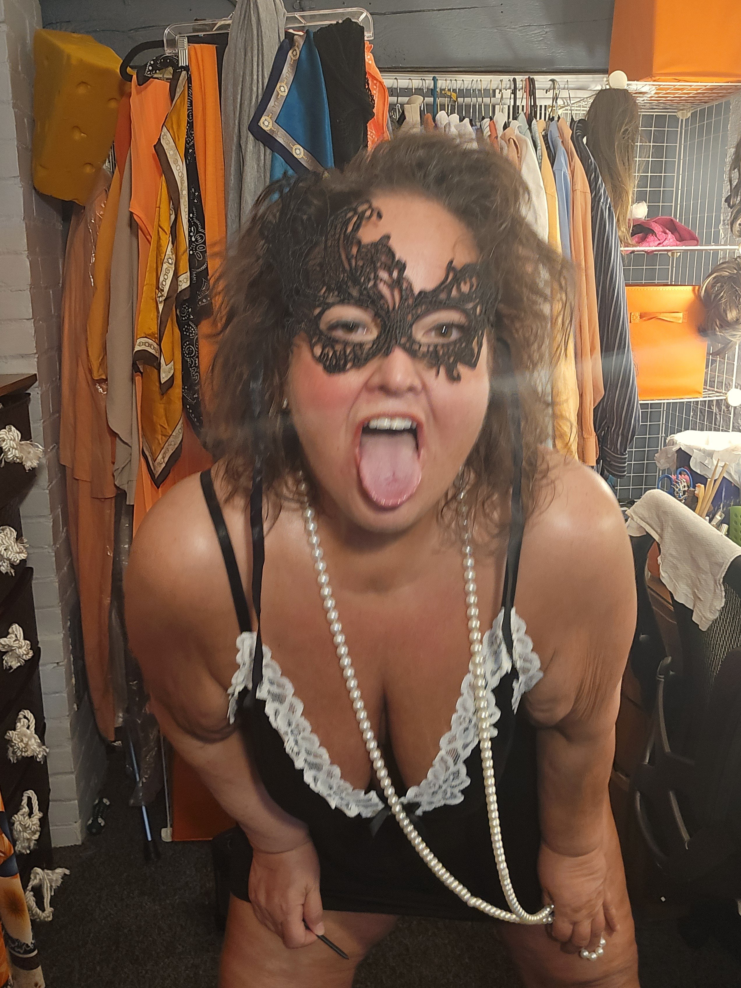claudiamidwestwife from Jerkmate