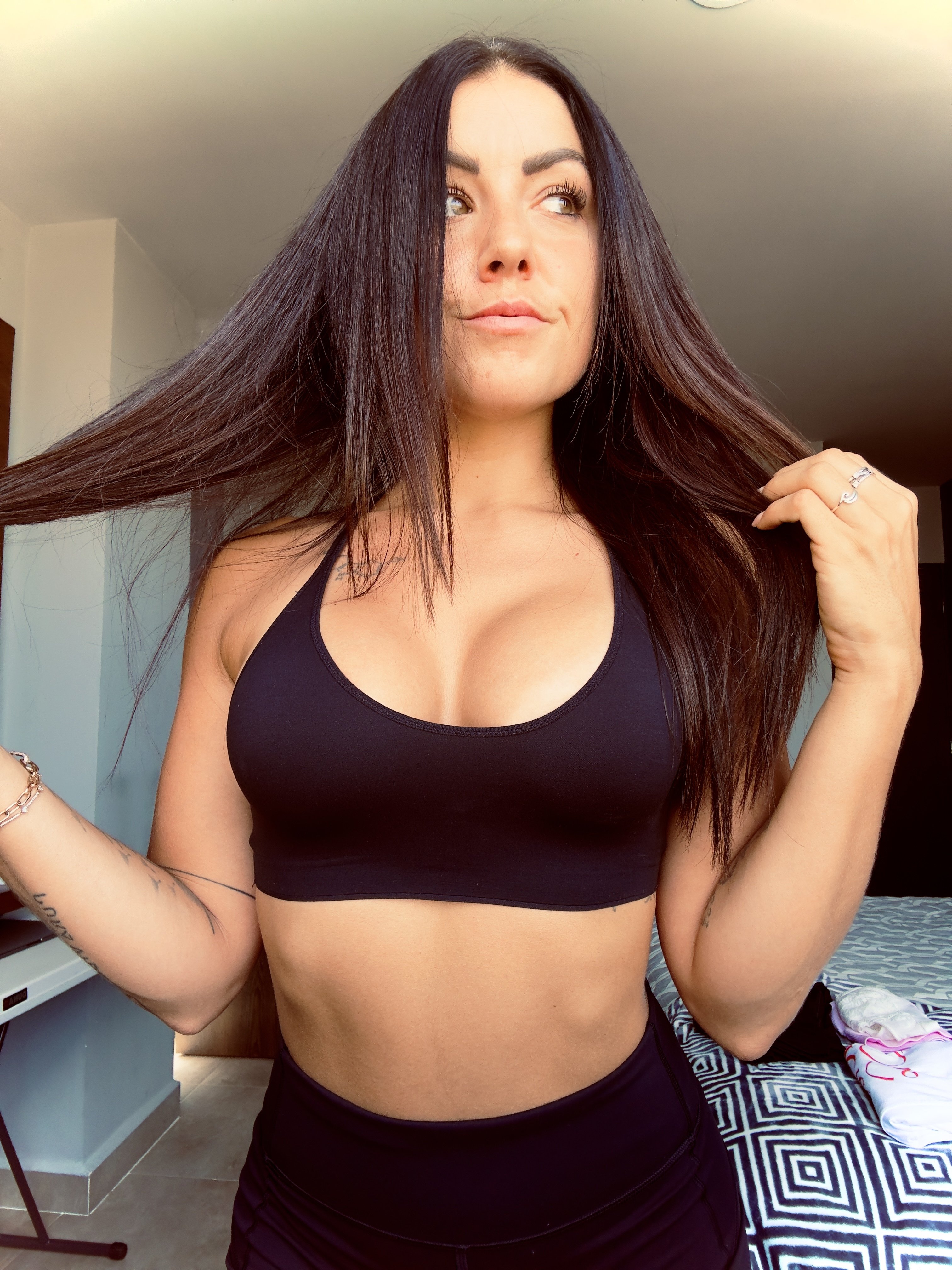 coachgabriella from Jerkmate