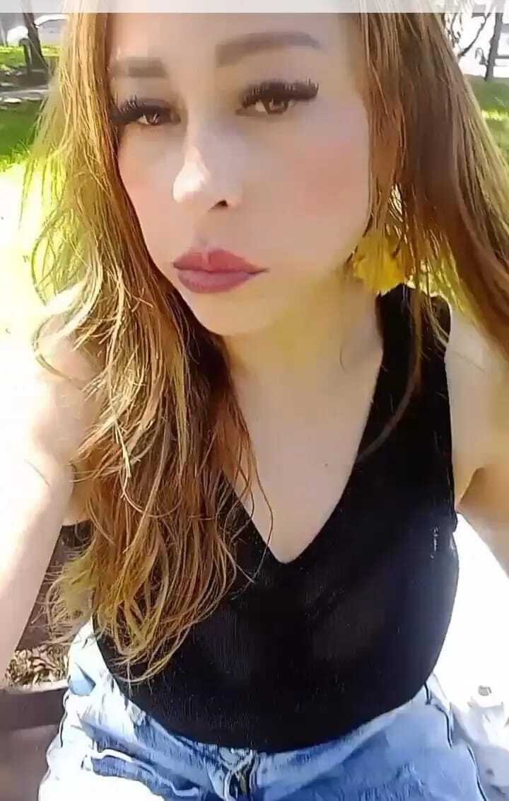 CoralSexy4812