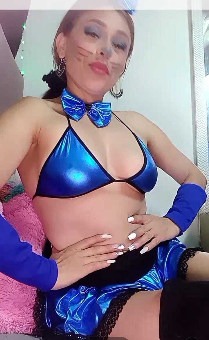 CoralSexy4812
