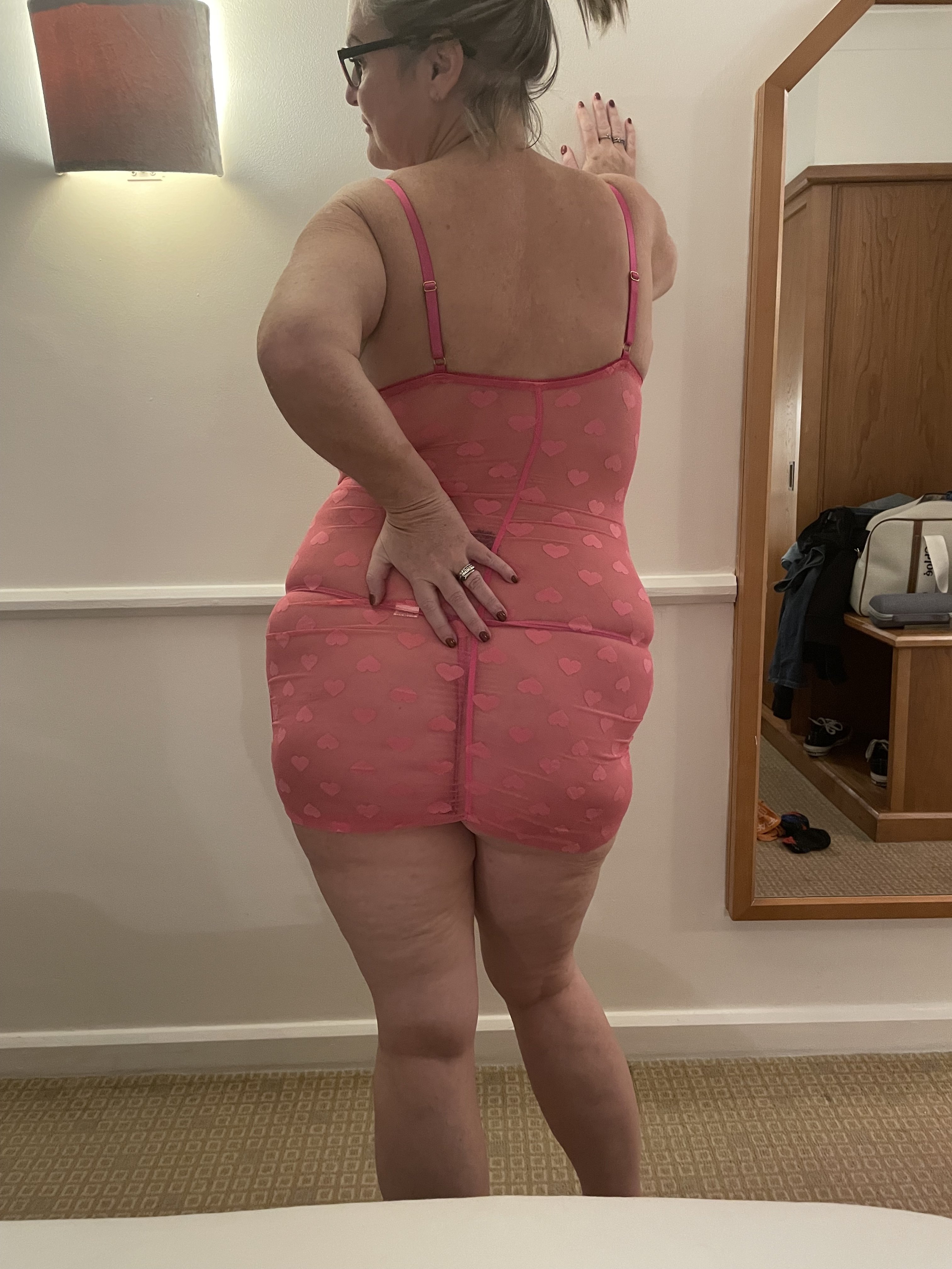 CurvyKaelie