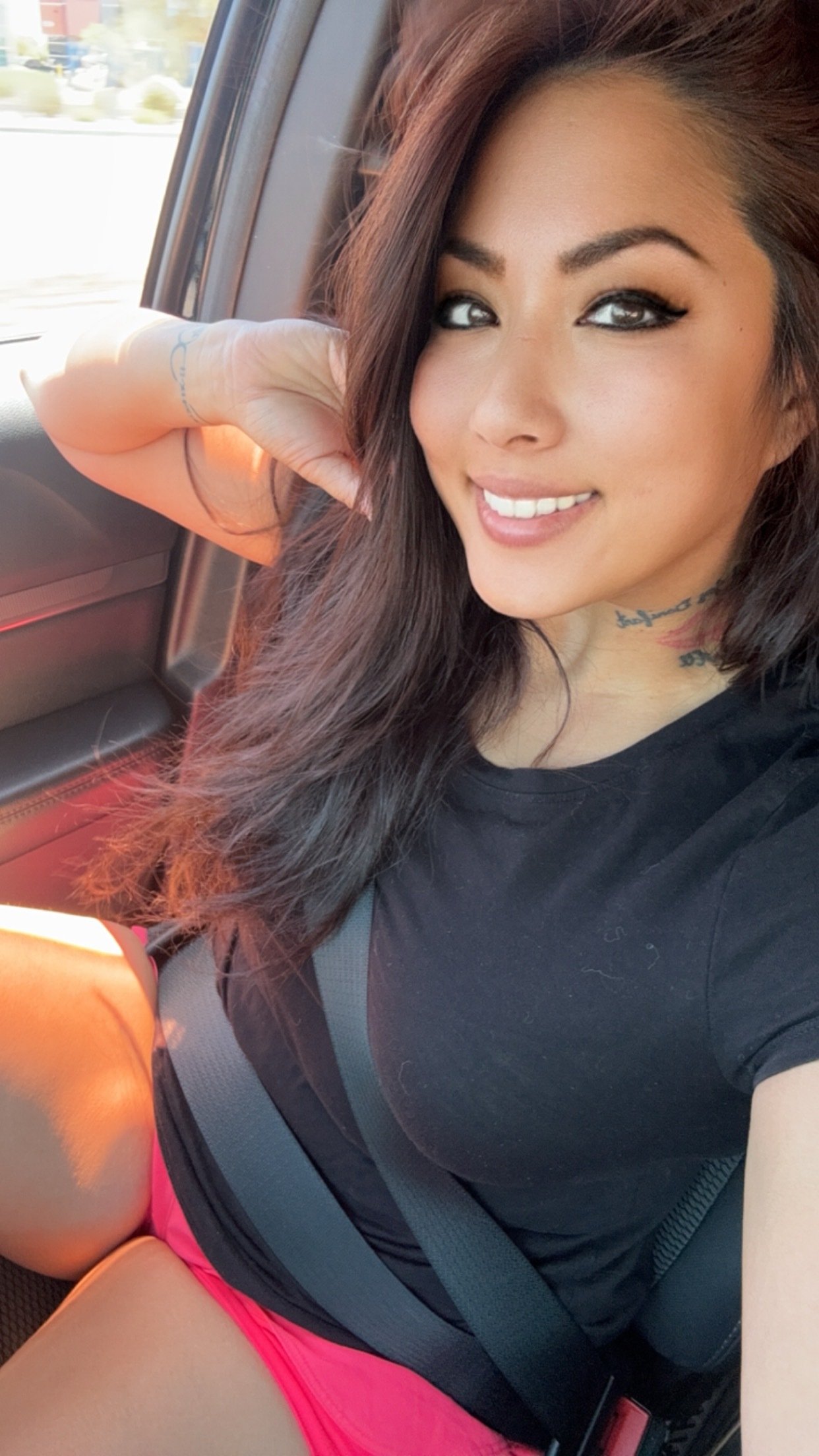 curvyvietmami from Jerkmate