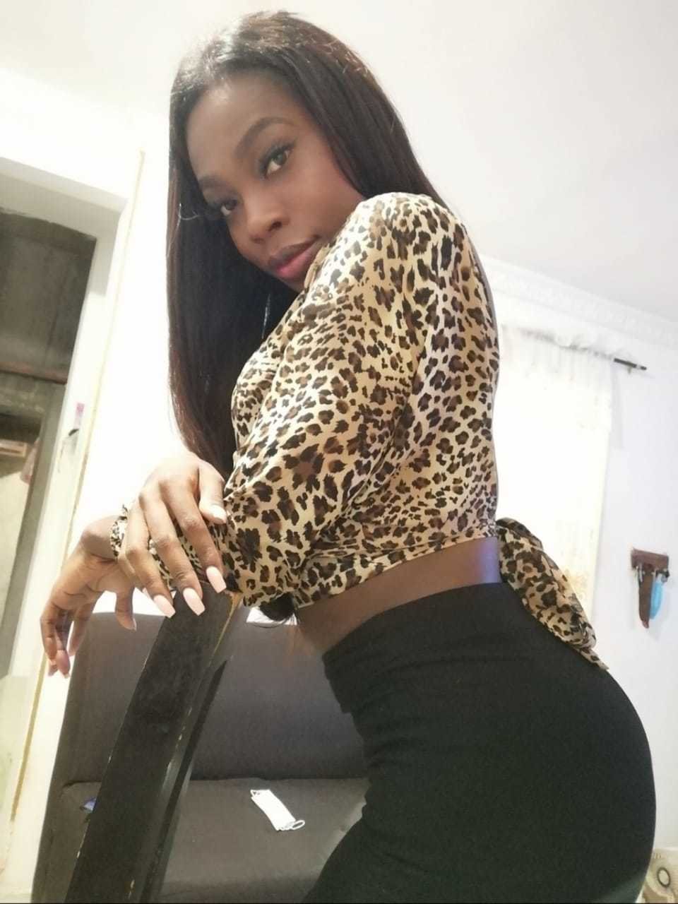 DAPHNEDOLLX