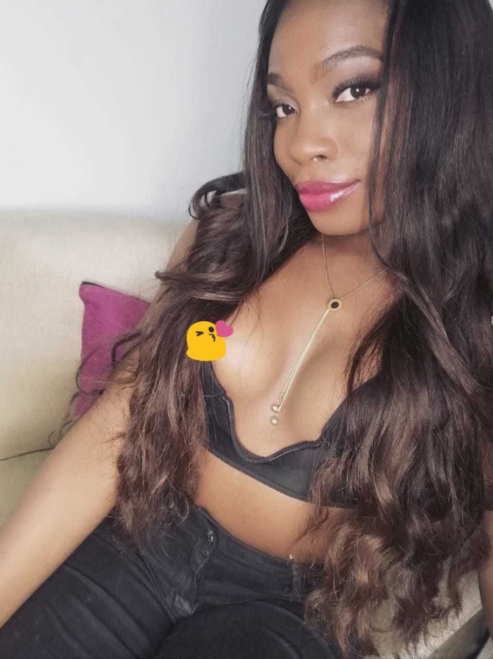 DAPHNEDOLLX
