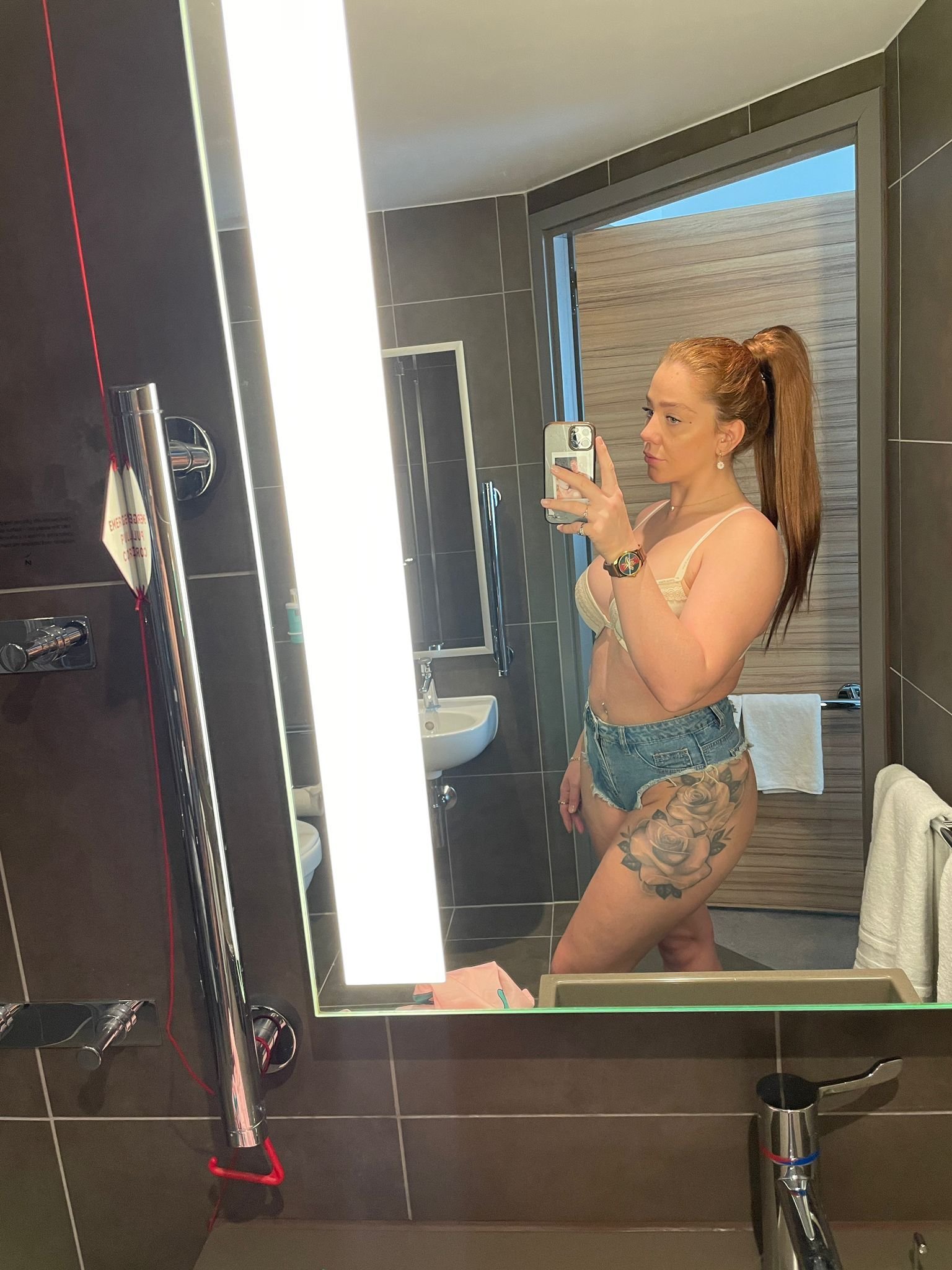 daisydollybabestation from Jerkmate