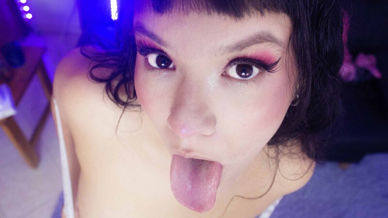 Dakota_Rouxxx