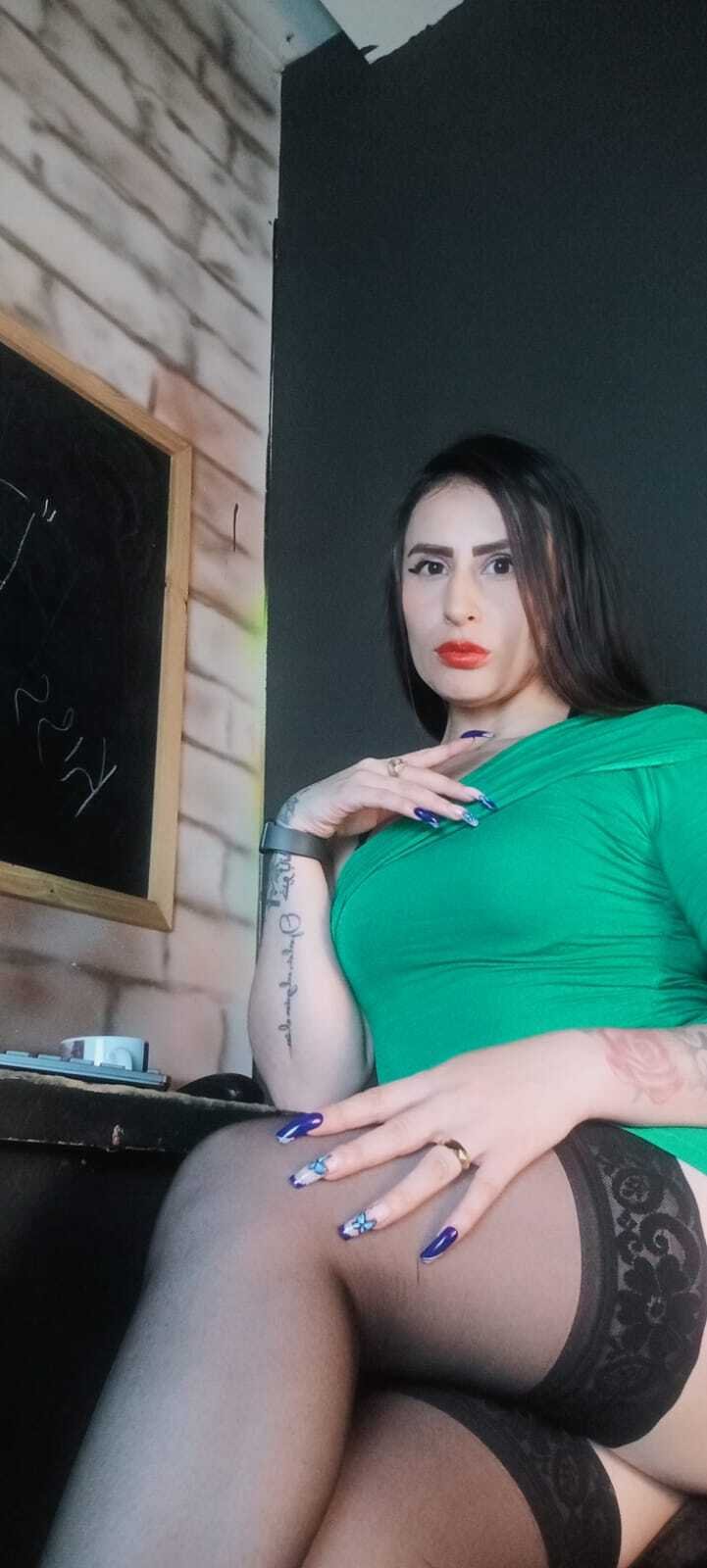 DeemiiMoore