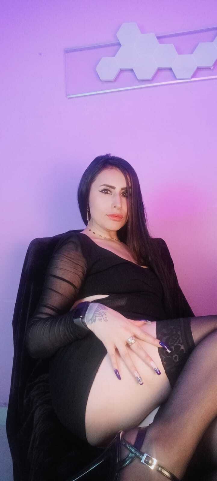 DeemiiMoore
