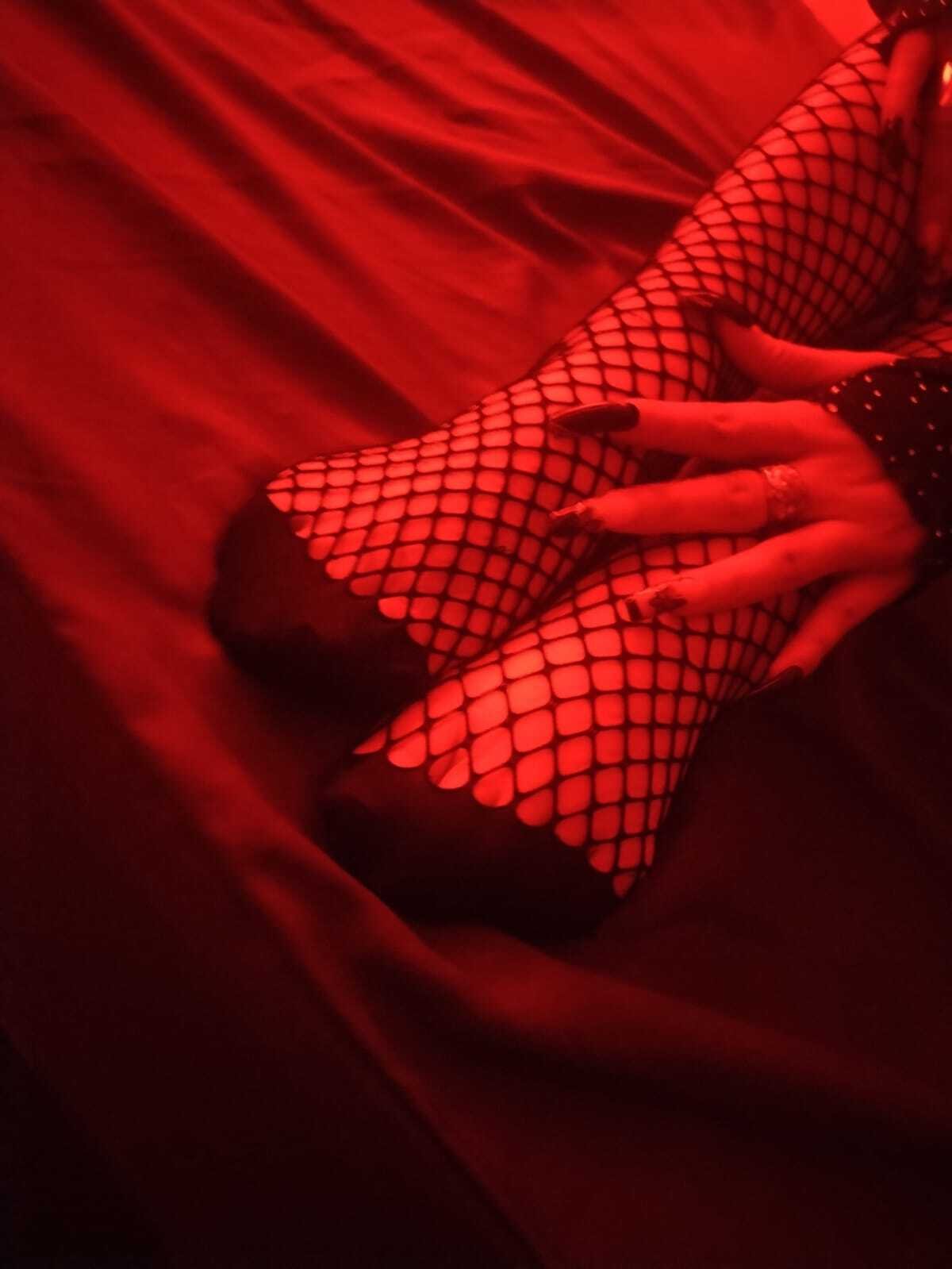 DeemiiMoore