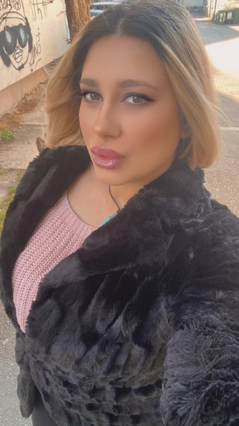 delightfulanne from Jerkmate