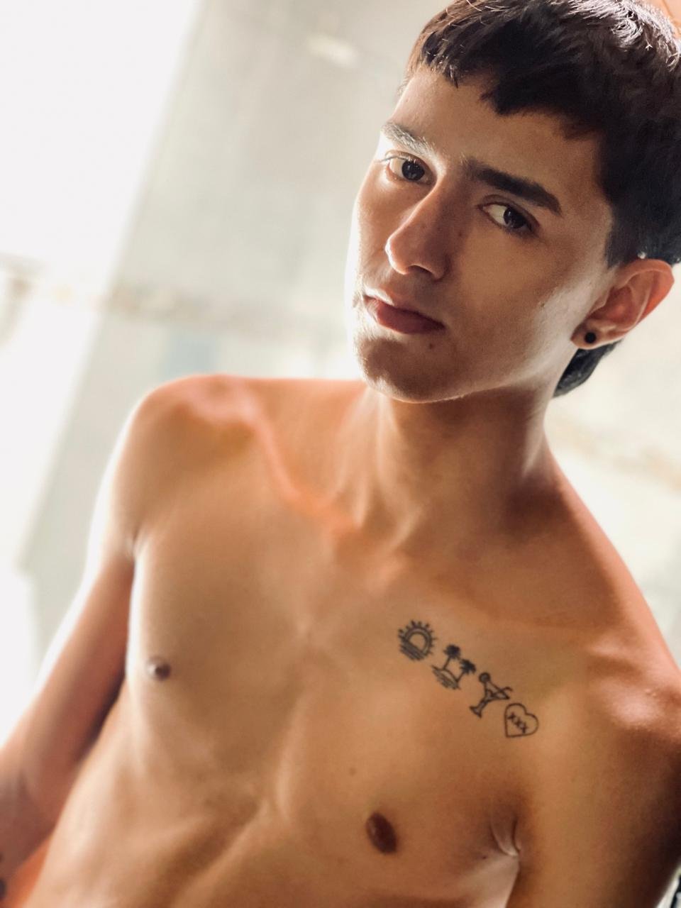 derekfoster19 from Jerkmate