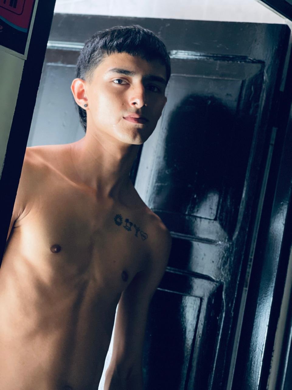 derekfoster19 from Jerkmate