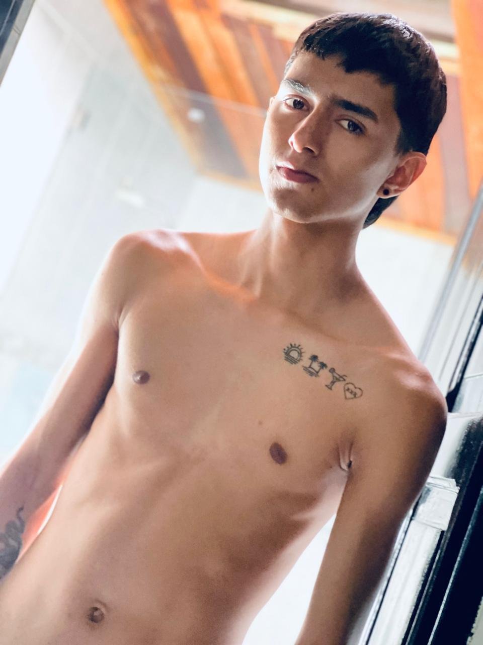 derekfoster19 from Jerkmate