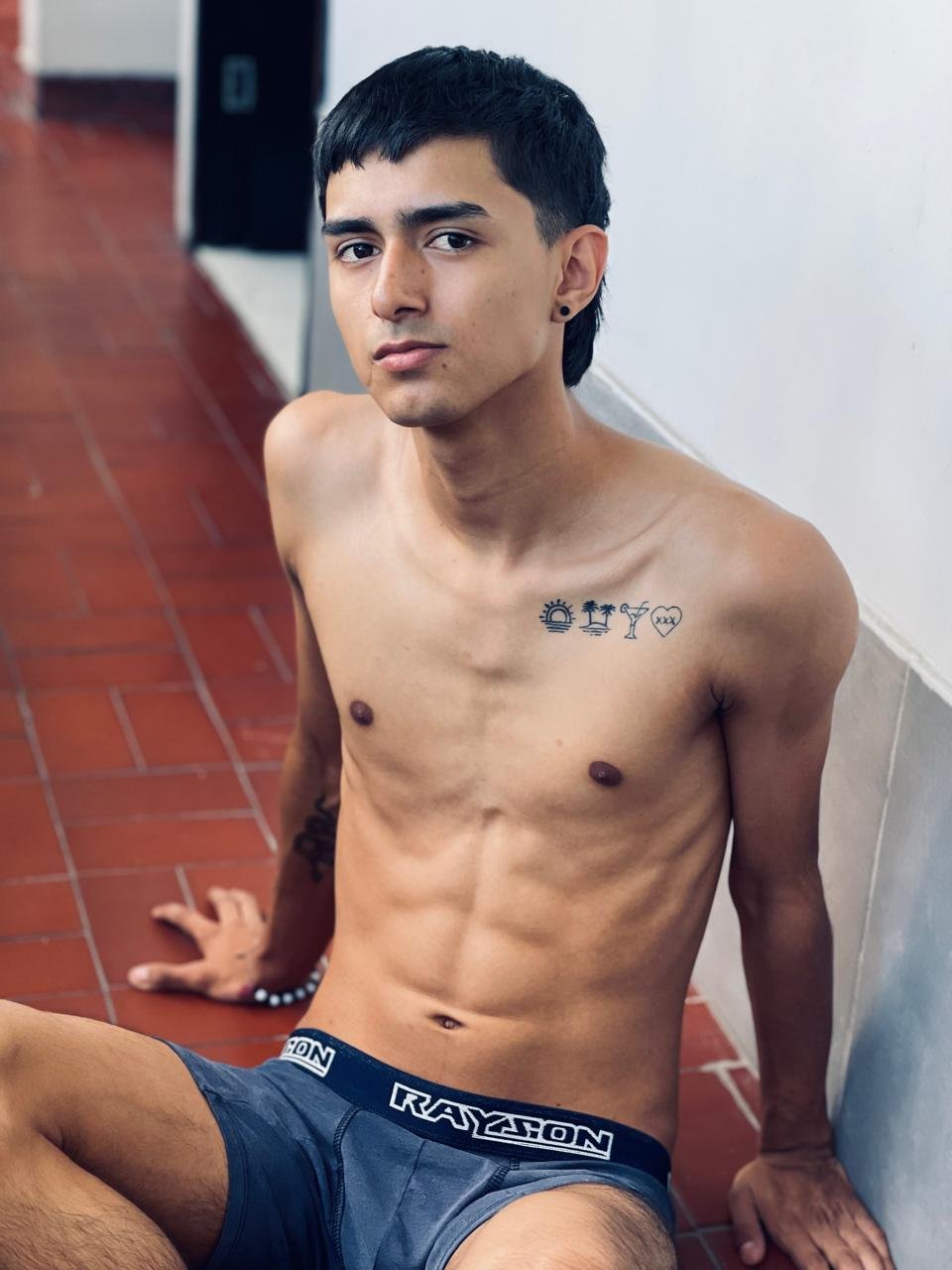 derekfoster19 from Jerkmate