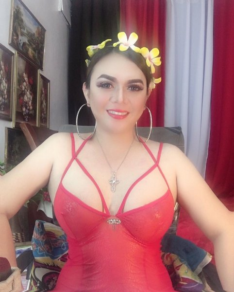 ElegantJuicyELLA