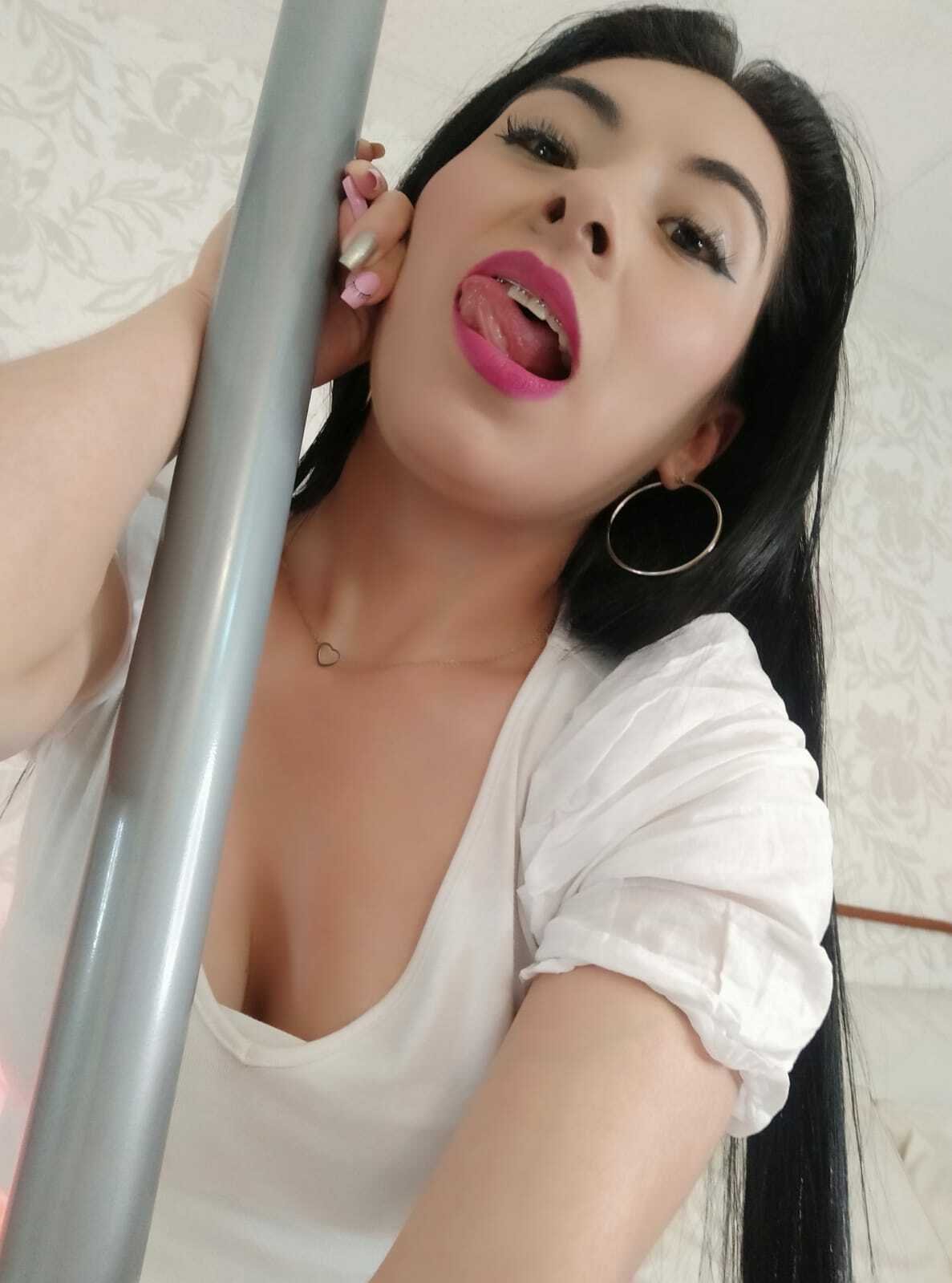EllaRoss100