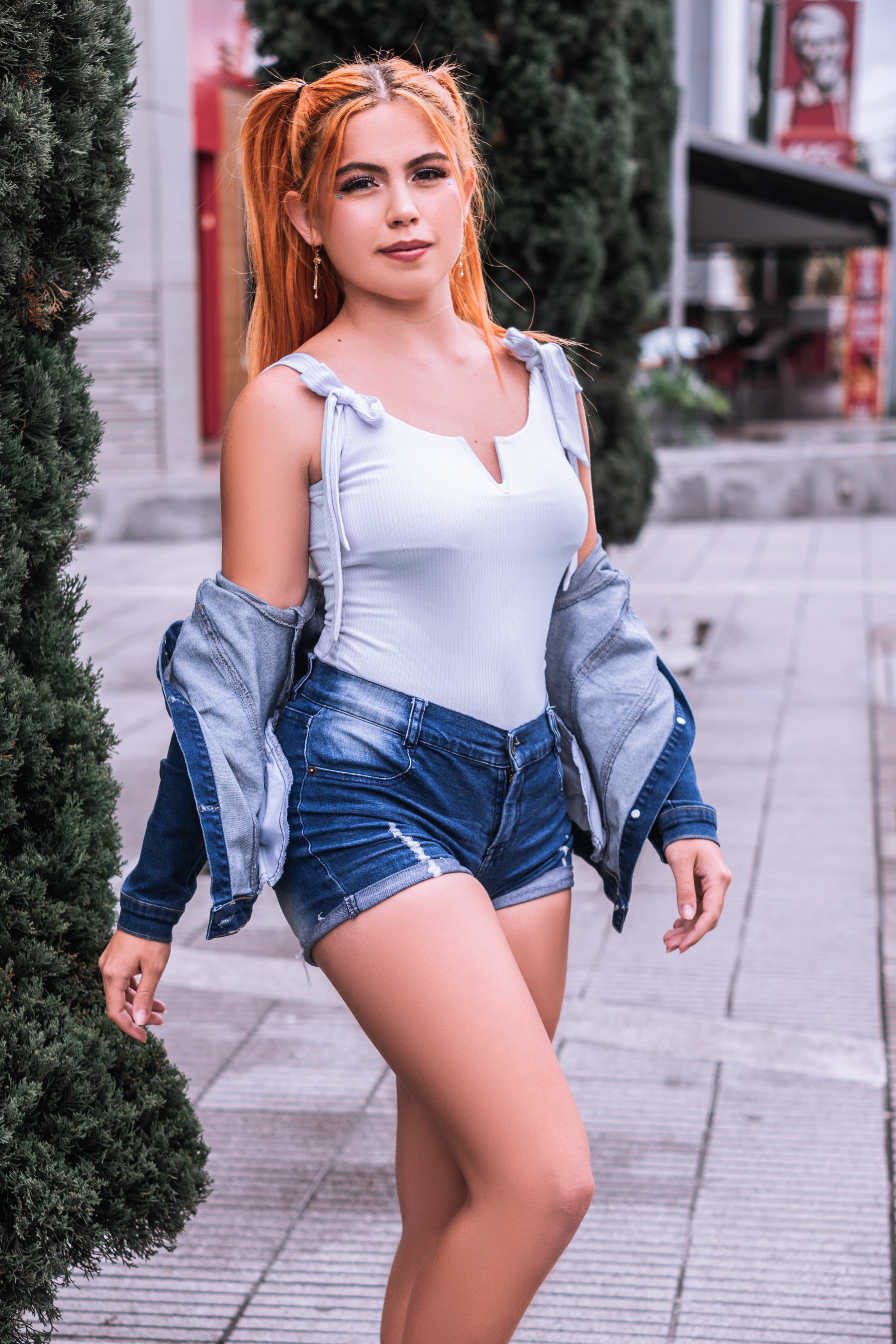 ElleWesst