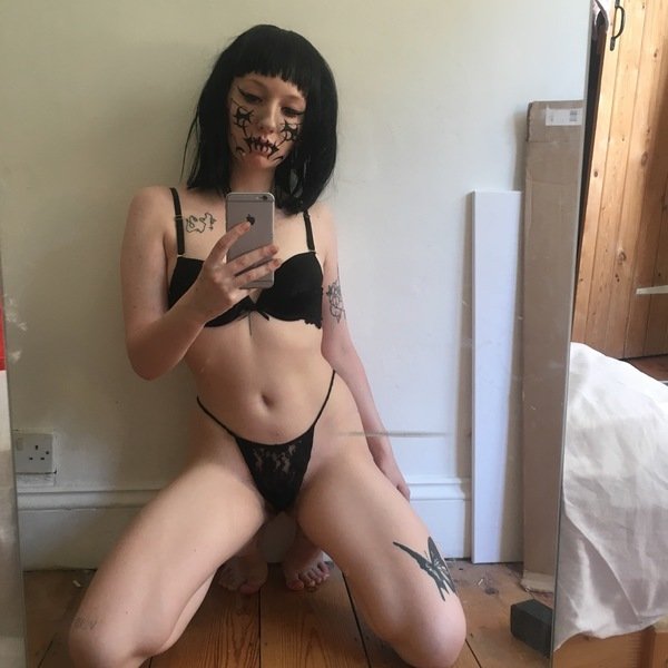 EllieHazex