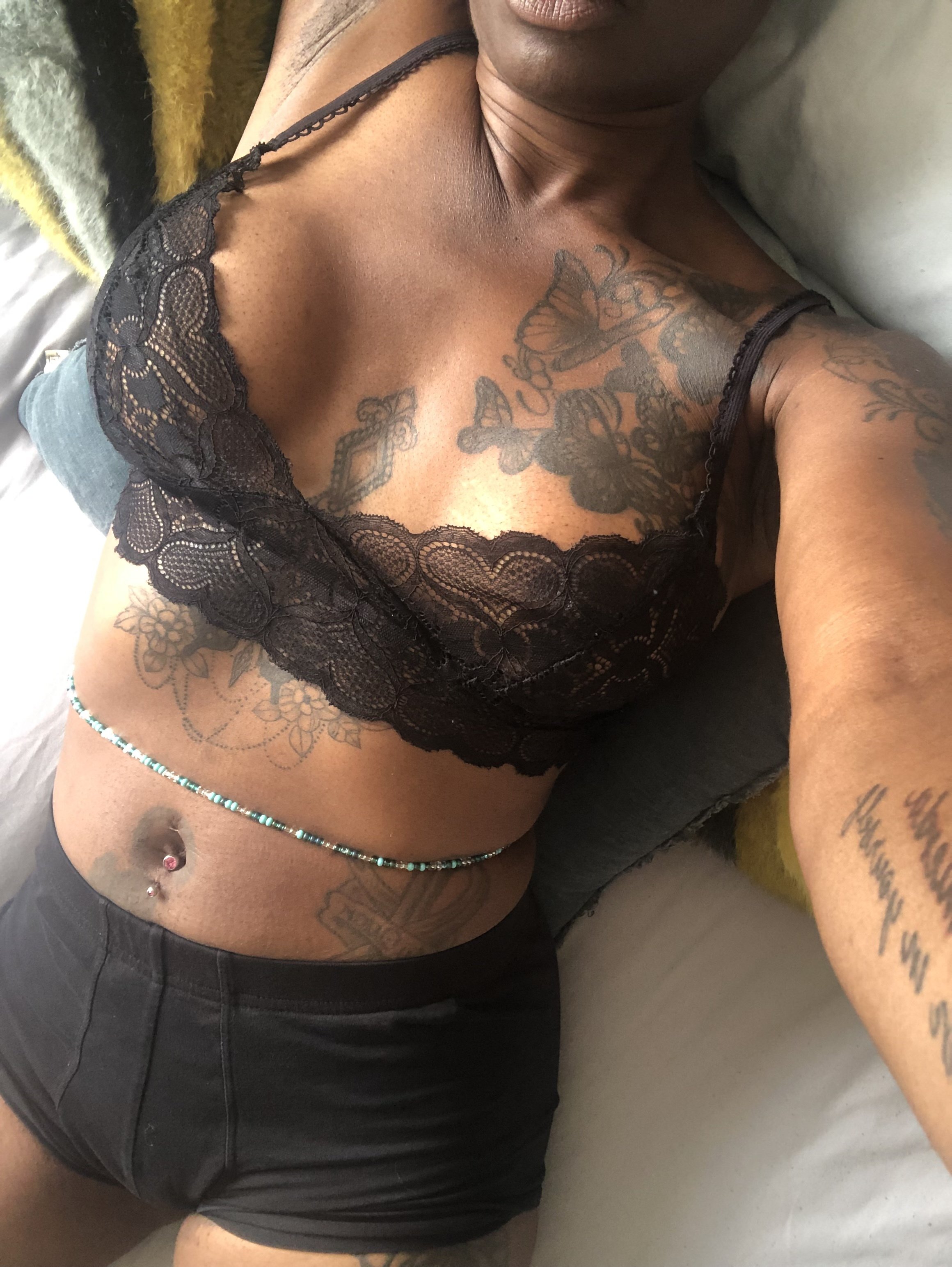 Ellie_Haze