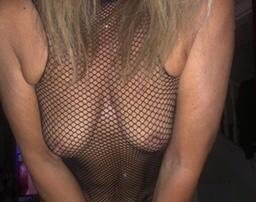 elly49 from Jerkmate