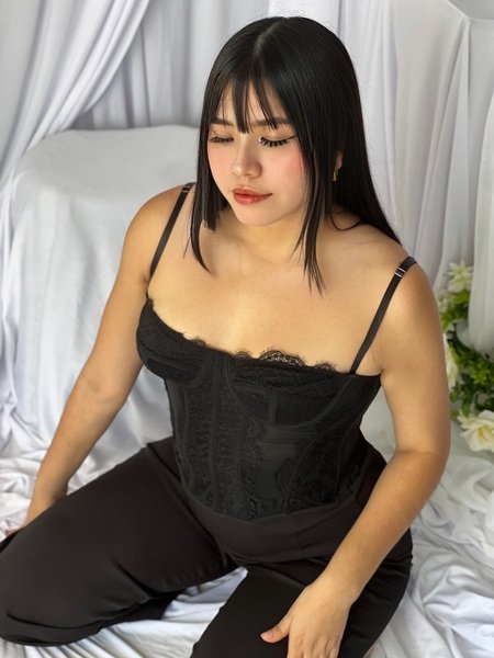 Emilyy_Cute