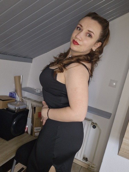 emma_aaa from Jerkmate
