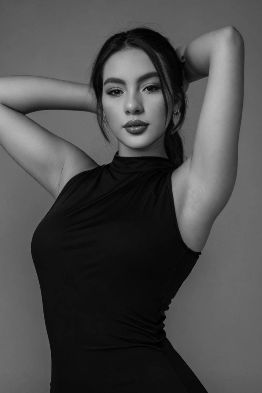 Greta_Petite