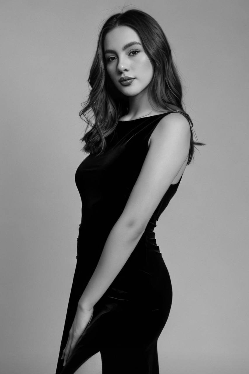 Greta_Petite
